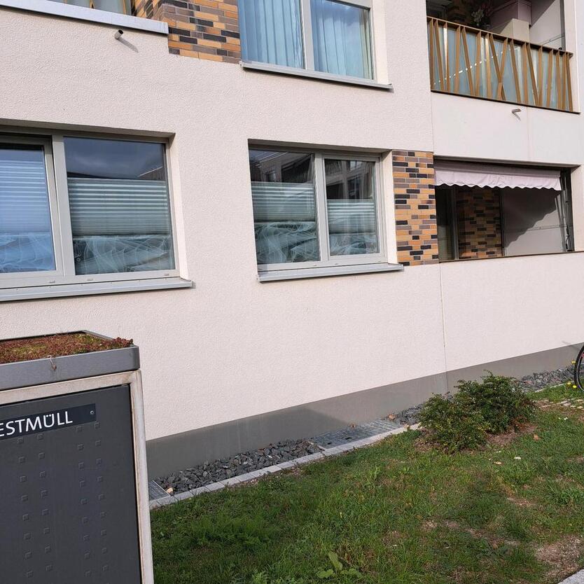 Erdgeschoßwohnung zimmer