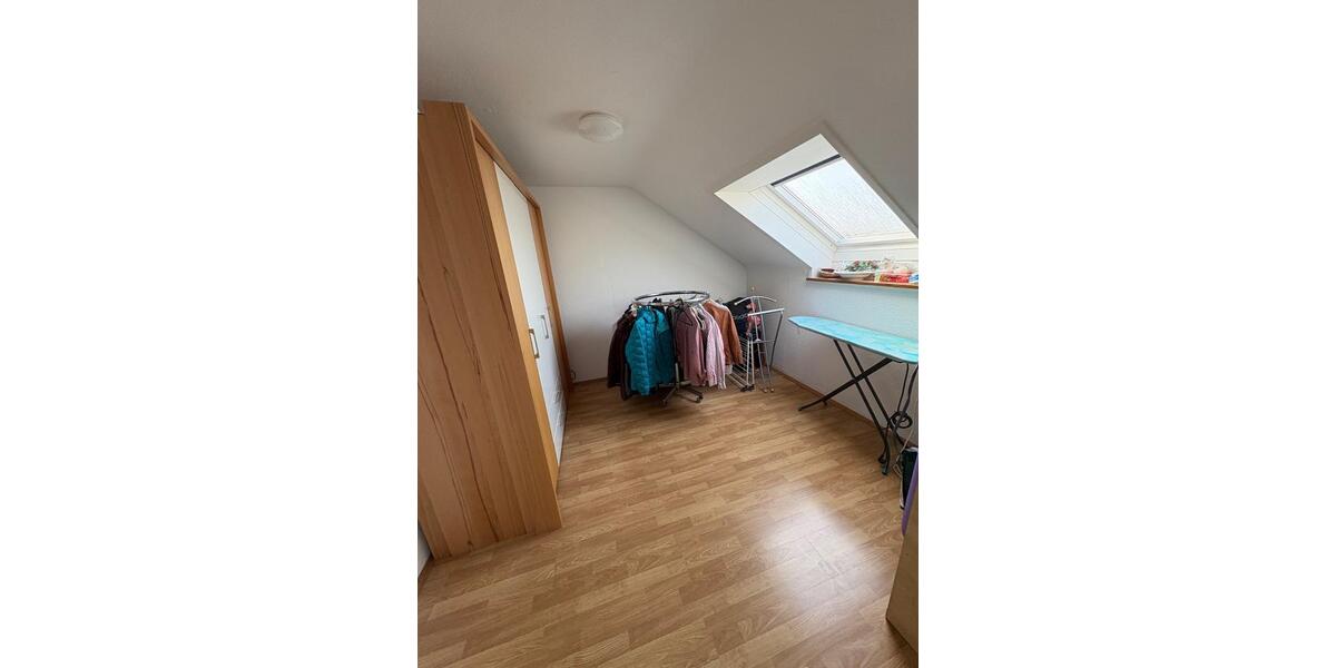 Dachgeschoßwohnung Aalen Attenhofen - 3 Zimmer, 68 m&sup2;, 620&euro; | Angebot:25642650
