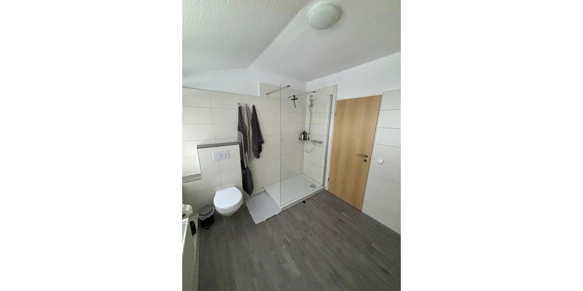 Dachgeschoßwohnung Fredenbeck - 3 Zimmer, 88 m&sup2;, 835&euro; | Angebot:24885810