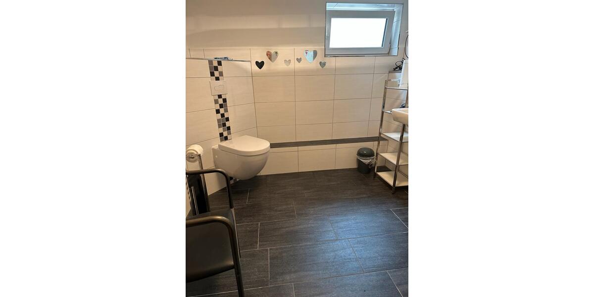 Wohnen auf Zeit Geisenfeld - 3 Zimmer, 50 m&sup2;, 700&euro; | Angebot:26073881