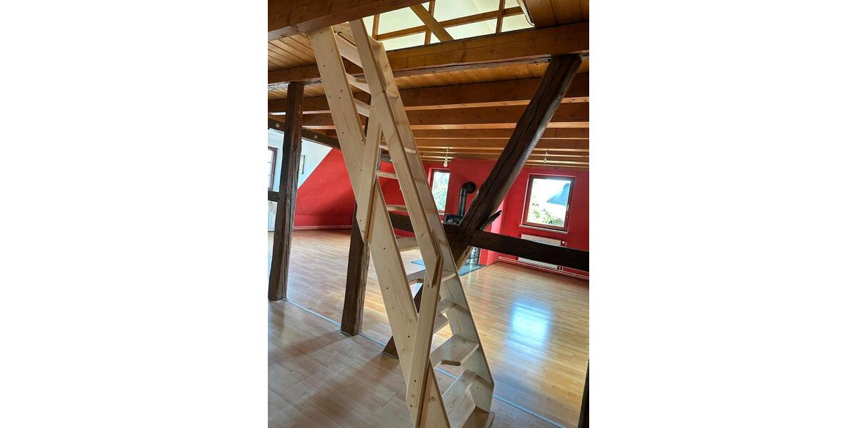 Dachgeschoßwohnung Wendeburg - 4 Zimmer, 100 m&sup2;, 900&euro; | Angebot:27614064