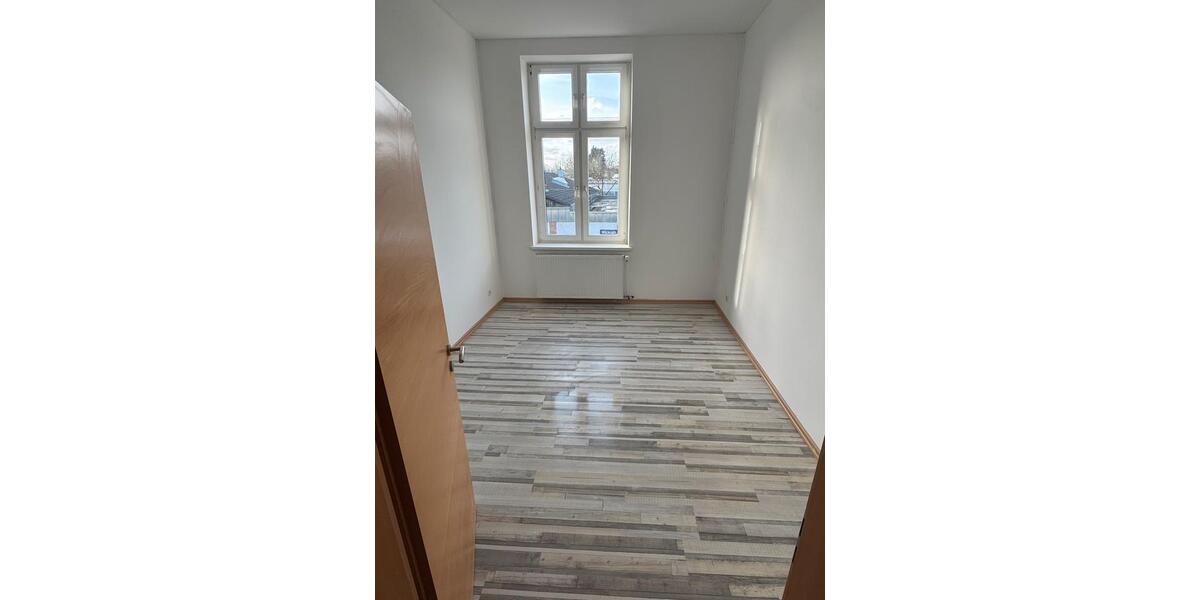 Etagenwohnung Mönchengladbach West - 6 Zimmer, 194 m&sup2;, 1.830&euro; | Angebot:26605396