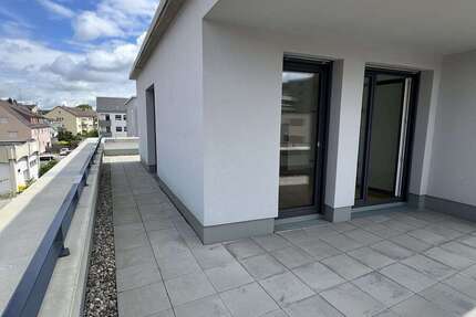 Wohnung Augsburg Hochzoll - 2 Zimmer, 80 m&sup2;, 1.432&euro; | Angebot:26663178