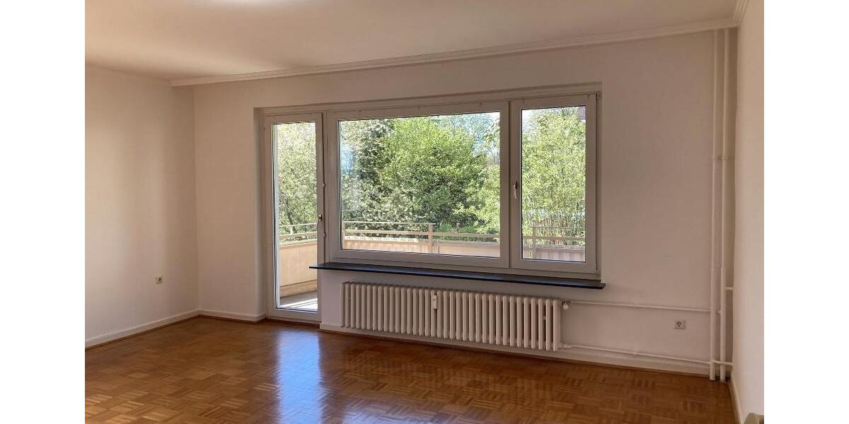 Erdgeschoßwohnung Kassel Fasanenhof - 4 Zimmer, 94 m&sup2;, 700&euro; | Angebot:25788545
