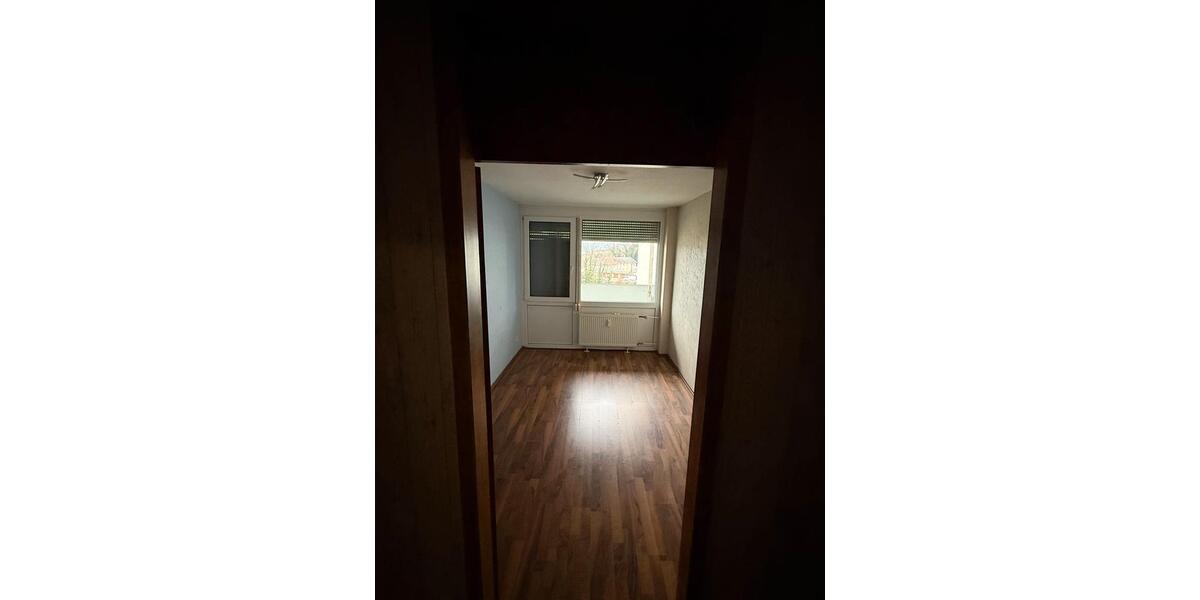 Etagenwohnung Rielasingen-Worblingen Worblingen - 4.5 Zimmer, 102 m&sup2;, 1.100&euro; | Angebot:24680749