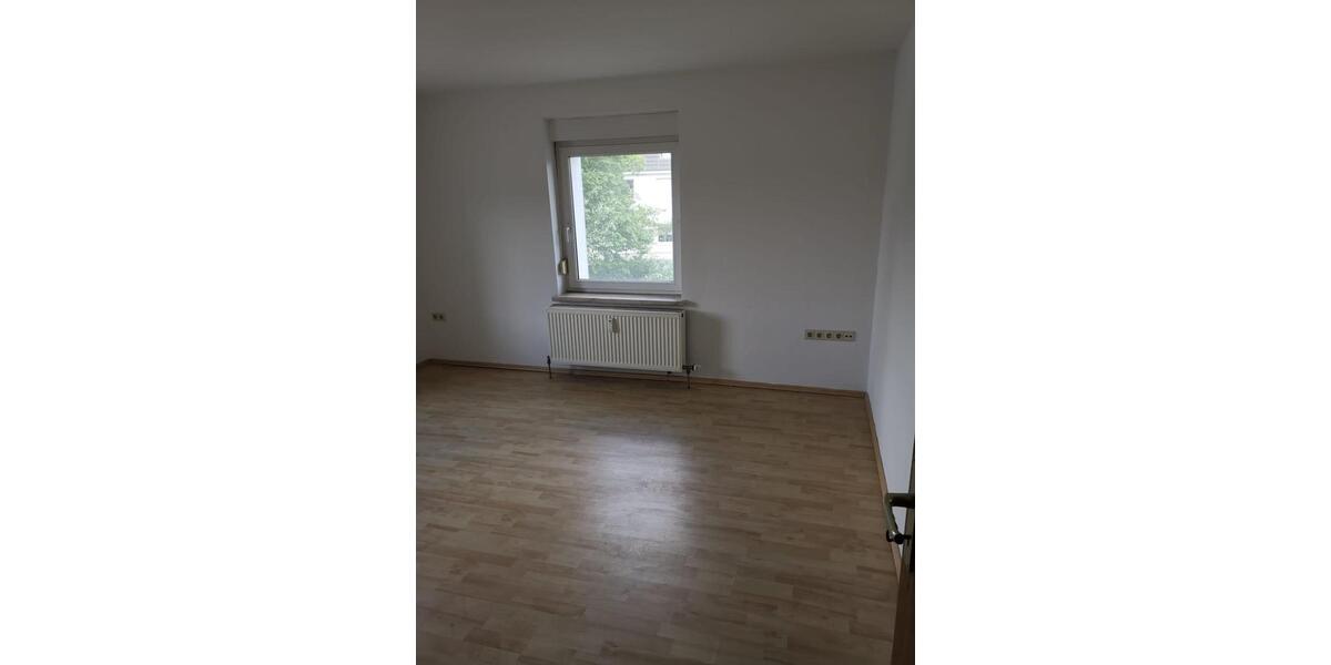 Erdgeschoßwohnung Wurzen - 2 Zimmer, 55 m&sup2;, 330&euro; | Angebot:25444212
