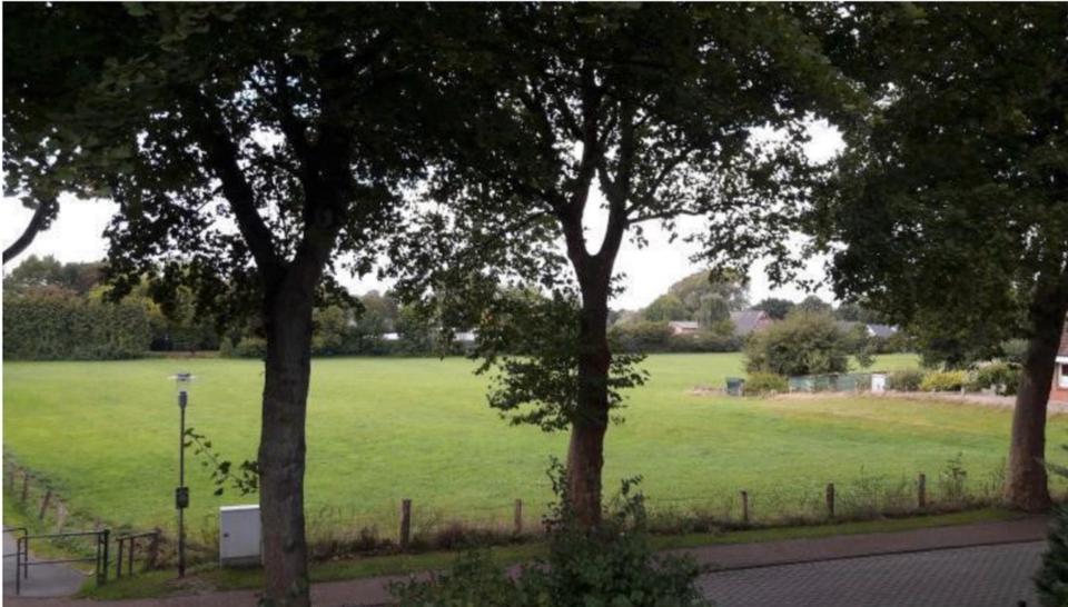 Erdgeschoßwohnung Rellingen - 5.5 Zimmer, 160 m&sup2;, 2.100&euro; | Angebot:26035688