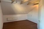 Dachgeschoßwohnung Adlkofen - 3 Zimmer, 66 m&sup2;, 800&euro; | Angebot:26694023