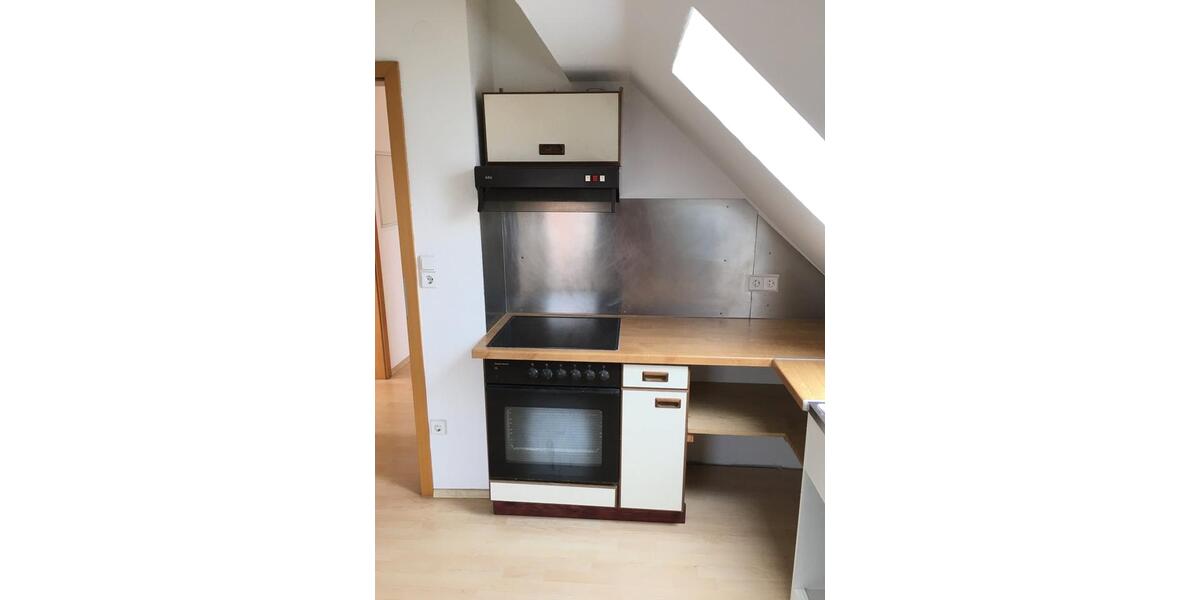 Dachgeschoßwohnung Ulm Söflingen - 2 Zimmer, 40 m&sup2;, 450&euro; | Angebot:26232759