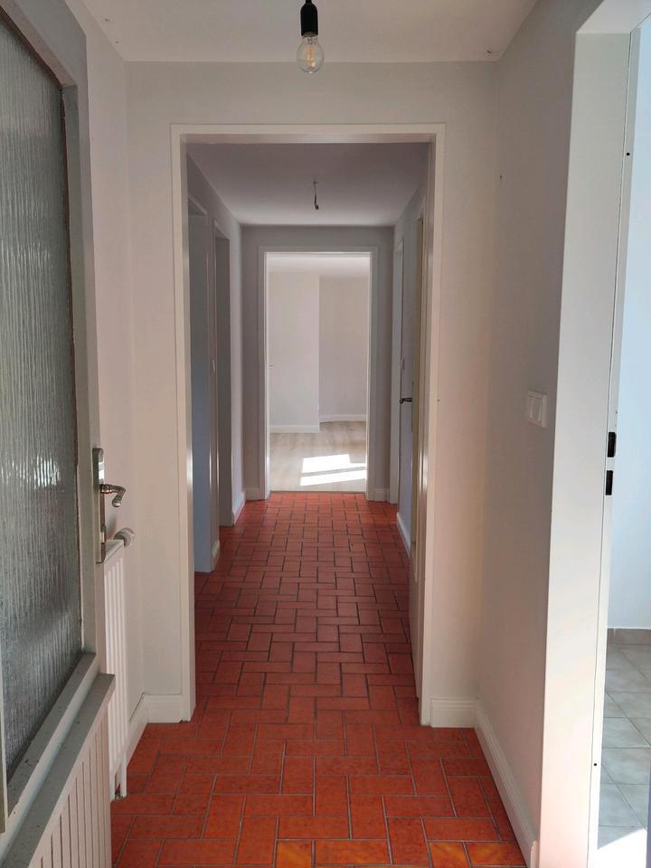 2 (12) Zimmerwohnung ca. 40m2