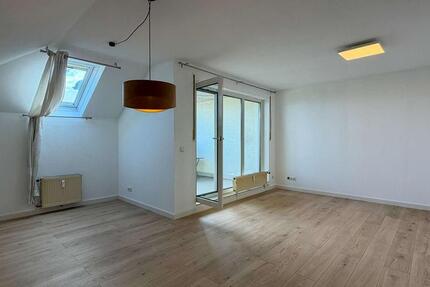 Wohnung Friedberg (Hessen) - 3 Zimmer, 82 m&sup2;, 1.045&euro; | Angebot:24802461