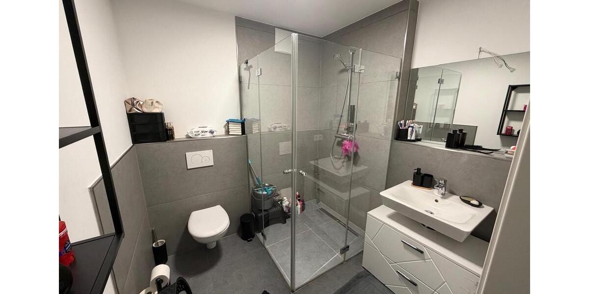 Etagenwohnung Mönchengladbach Nord - 3 Zimmer, 88 m&sup2;, 1.400&euro; | Angebot:26647361