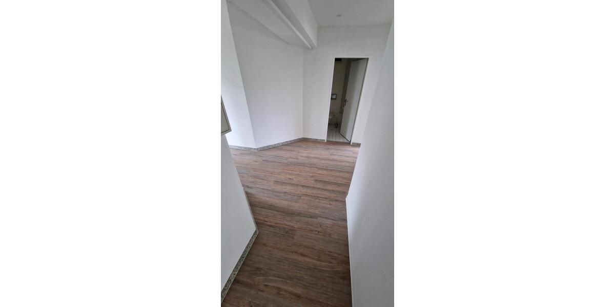 Erdgeschoßwohnung Herford - 5 Zimmer, 125 m&sup2;, 1.250&euro; | Angebot:27619635