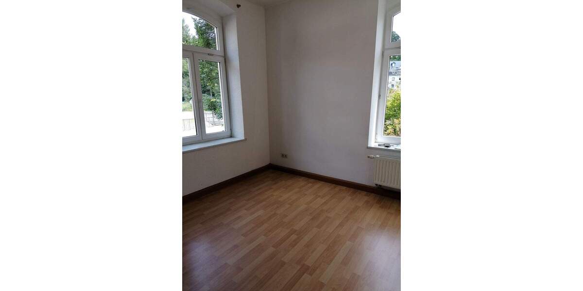 Etagenwohnung Hirschberg - 2 Zimmer, 48 m&sup2;, 285&euro; | Angebot:25065796