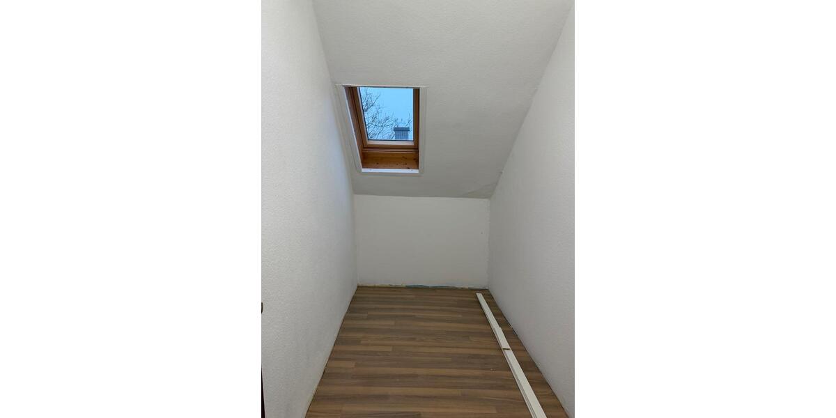 Etagenwohnung Neustadt bei Coburg - 3 Zimmer, 88 m&sup2;, 630&euro; | Angebot:24743225