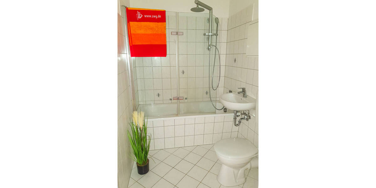 Etagenwohnung Zwickau Eckersbach - 2 Zimmer, 55 m&sup2;, 324&euro; | Angebot:26155442