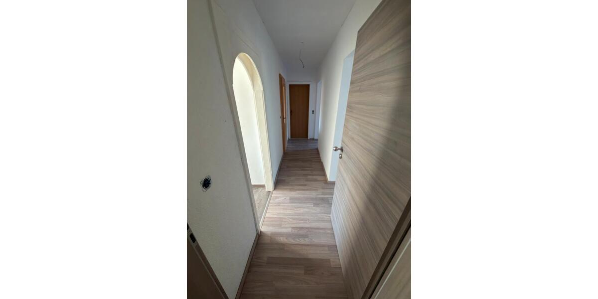 Etagenwohnung Markneukirchen - 3 Zimmer, 57 m&sup2;, 290&euro; | Angebot:25999926