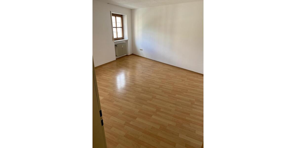 Etagenwohnung Simbach am Inn - 1 Zimmer, 32 m&sup2;, 450&euro; | Angebot:26625487
