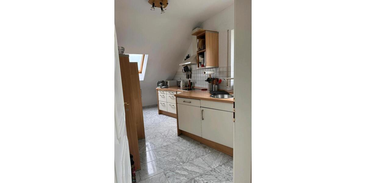 Dachgeschoßwohnung Homburg - 3 Zimmer, 89 m&sup2;, 910&euro; | Angebot:26578395