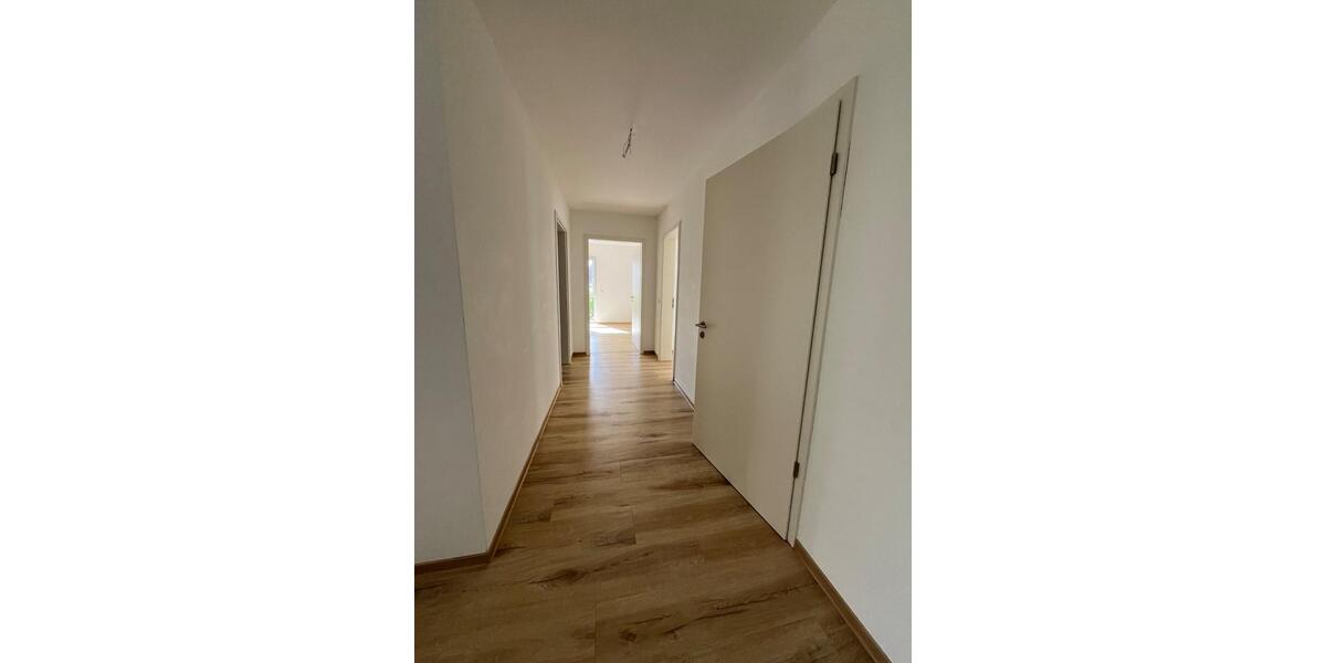 Erdgeschoßwohnung Wolfenbüttel Adersheim - 3 Zimmer, 128 m&sup2;, 1.390&euro; | Angebot:24511555