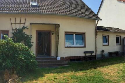 Haus Uetze - 5 Zimmer, 140 m&sup2;, 980&euro; | Angebot:25088909