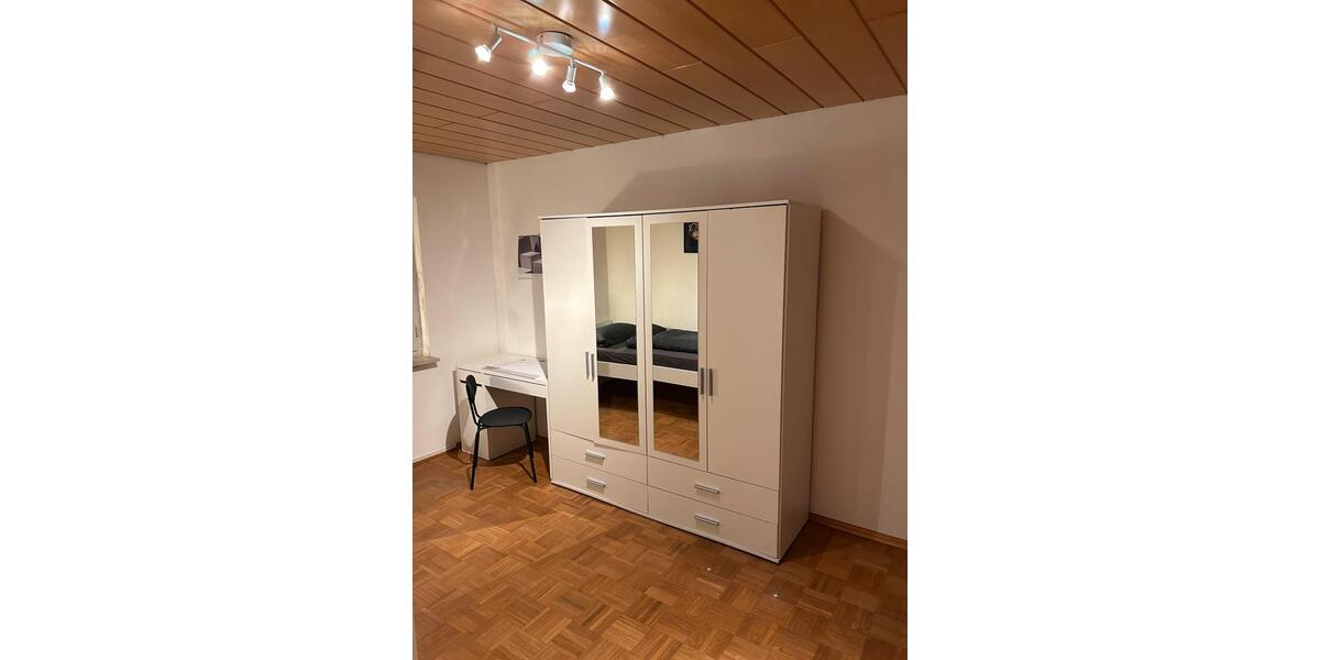 Wohnen auf Zeit Obersulm - 6 Zimmer, 120 m&sup2;, 20&euro; | Angebot:24764443