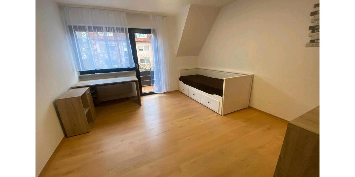Etagenwohnung Kaiserslautern Engelshof - 1 Zimmer, 27 m&sup2;, 440&euro; | Angebot:25989173