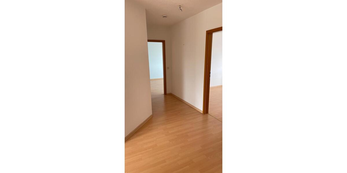 Etagenwohnung Wriezen - 1 Zimmer, 95 m&sup2;, 666&euro; | Angebot:26381816