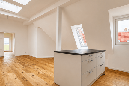 Wohnung Berlin Charlottenburg-Wilmersdorf - 3 Zimmer, 117 m&sup2;, 2.591&euro; | Angebot:27457253