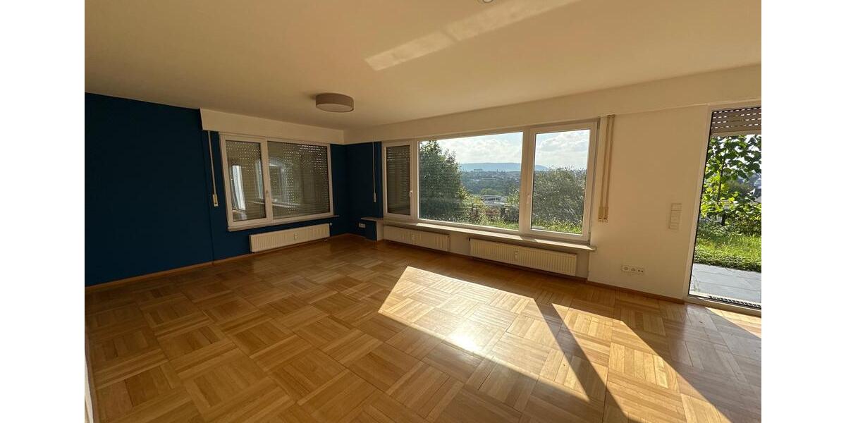 Erdgeschoßwohnung Waiblingen Beinstein - 3 Zimmer, 120 m&sup2;, 1.500&euro; | Angebot:23328811