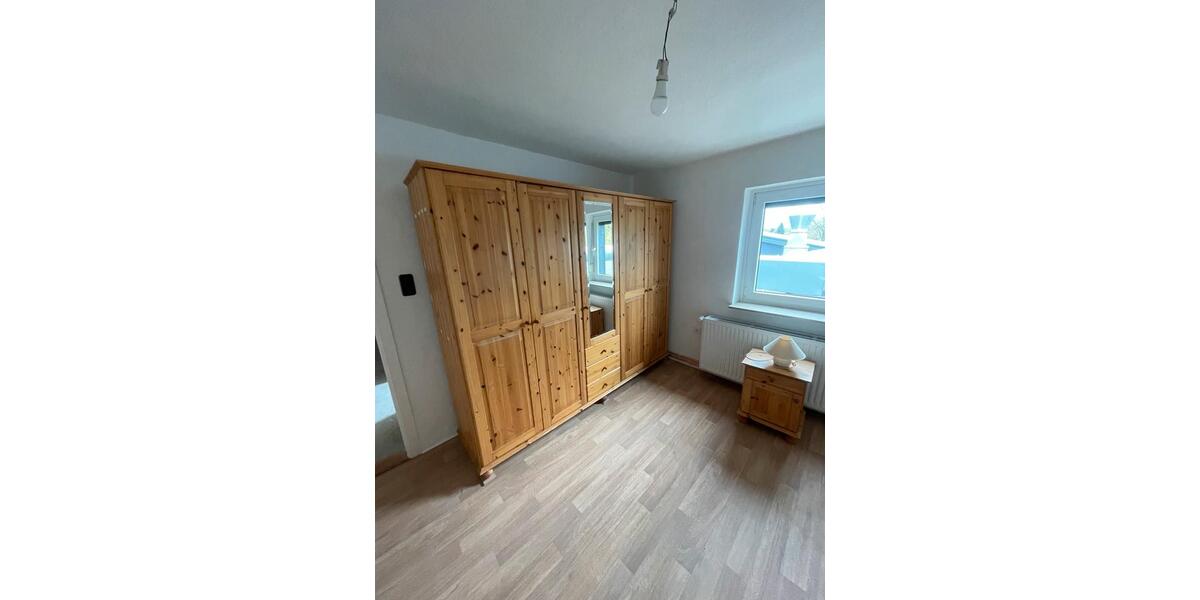 Wohnen auf Zeit Osterrönfeld - 4 Zimmer, 120 m&sup2;, 400&euro; | Angebot:26241646