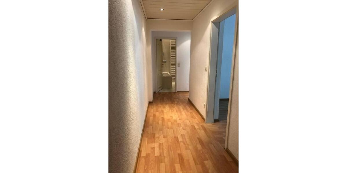 Erdgeschoßwohnung Weißwasser (Oberlausitz) - 1 Zimmer, 43 m&sup2;, 230&euro; | Angebot:26374936