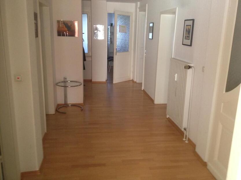 Büroraum und Arbeitsplätze in schönem Altbau in Kassel - All-in-Miete
