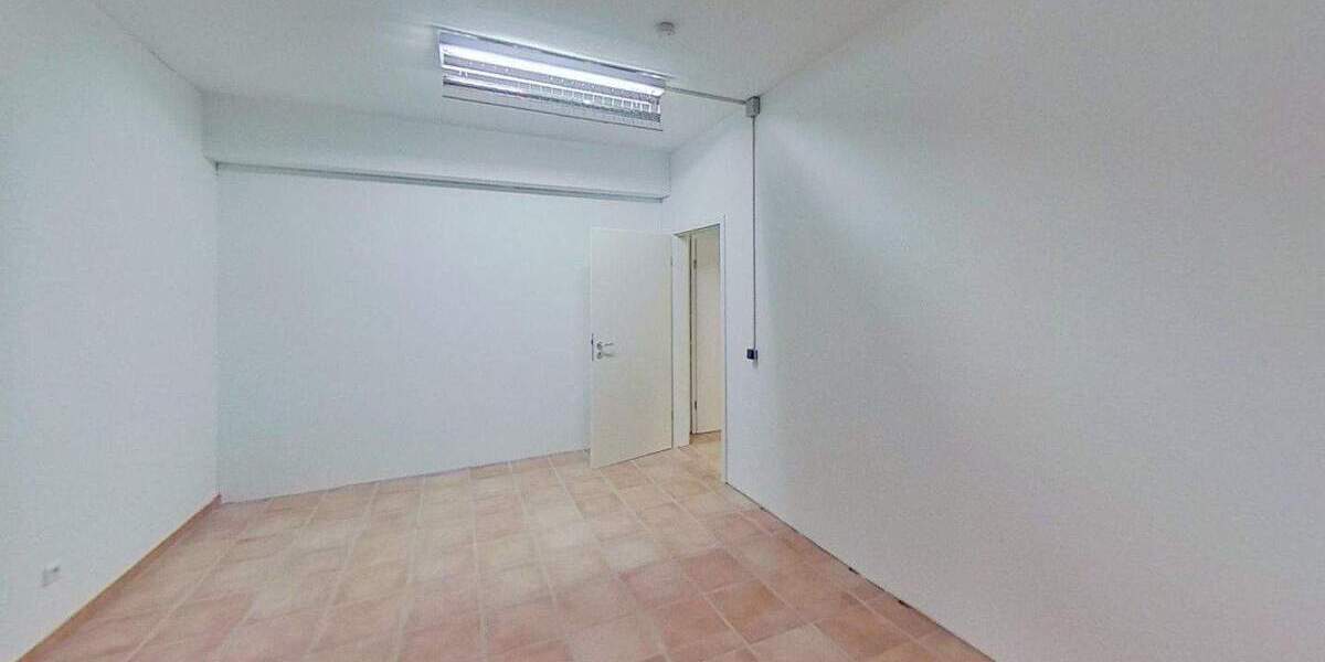 Etagenwohnung Donaueschingen - 7 Zimmer, 312 m&sup2;, 2.190&euro; | Angebot:25114620