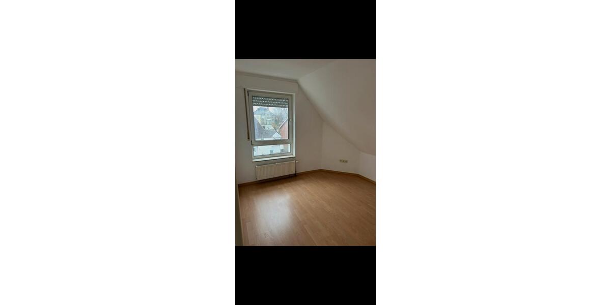 Etagenwohnung Anröchte - 3 Zimmer, 85 m&sup2;, 765&euro; | Angebot:26629605