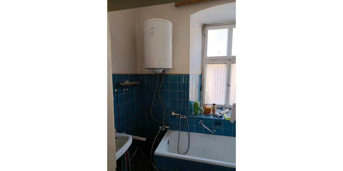 Erdgeschoßwohnung Oettingen in Bayern - 2 Zimmer, 200&euro; | Angebot:22284978