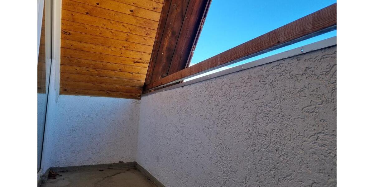 Dachgeschoßwohnung Halberstadt - 3 Zimmer, 60 m&sup2;, 320&euro; | Angebot:25919975