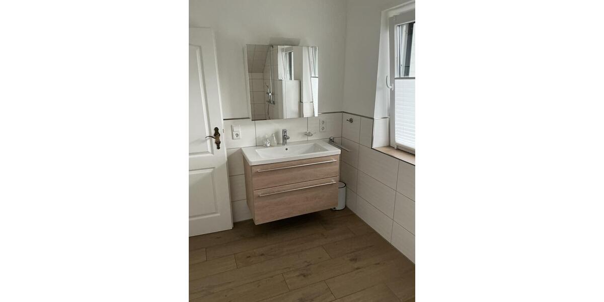 Dachgeschoßwohnung Kirchlengern - 2 Zimmer, 80 m&sup2;, 850&euro; | Angebot:24943783