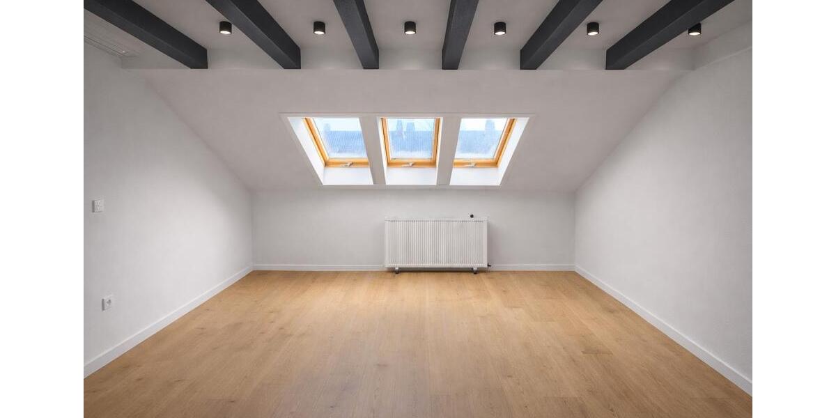 Frisch renovierte 2-Zimmer-Wohnung mit neuer Einbauküche KA Mühlb 2 zimmer