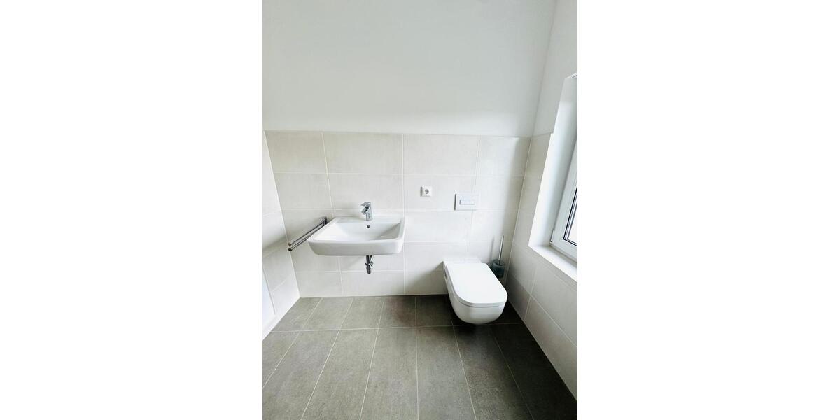 Dachgeschoßwohnung Markranstädt - 4 Zimmer, 125 m&sup2;, 1.575&euro; | Angebot:26491678