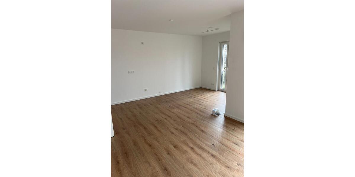 Erdgeschoßwohnung Bestensee - 4 Zimmer, 100 m&sup2;, 1.550&euro; | Angebot:25498400