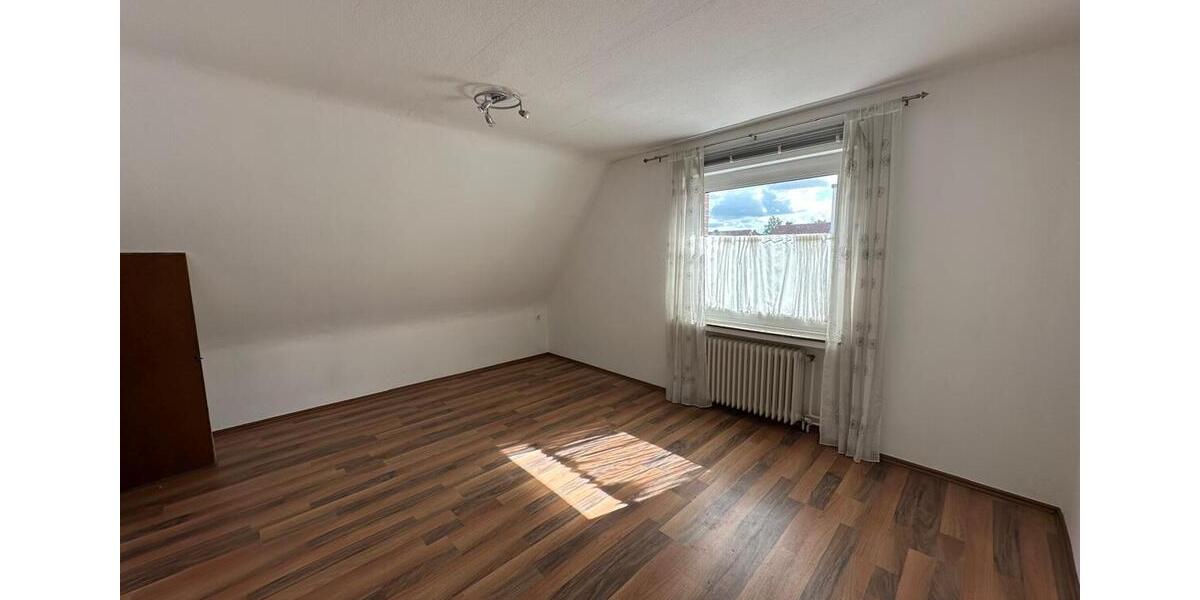 Einfamilienhaus Vechta - 7 Zimmer, 160 m&sup2;, 1.400&euro; | Angebot:26630991