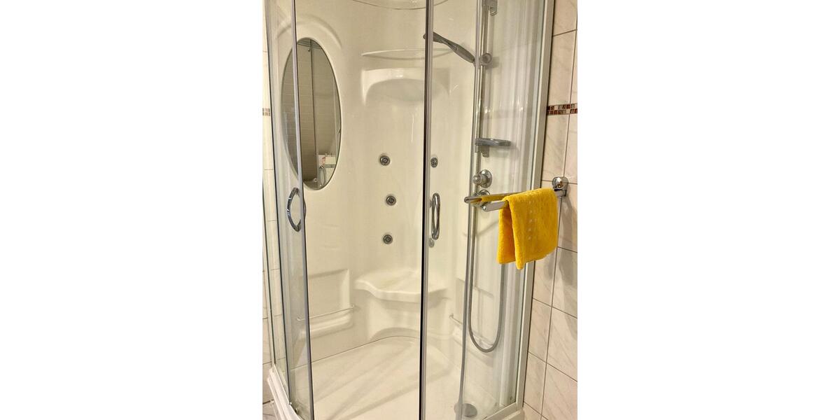Dachgeschoßwohnung Bad Schussenried - 3 Zimmer, 87 m&sup2;, 800&euro; | Angebot:26683045