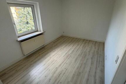 Wohnung Glauchau - 2 Zimmer, 45 m&sup2;, 265&euro; | Angebot:26241894