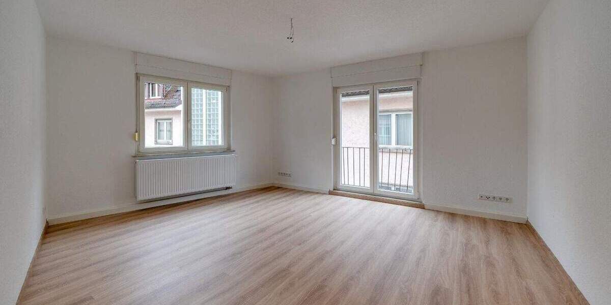 Etagenwohnung Würzburg Altstadt - 4 Zimmer, 89 m&sup2;, 1.150&euro; | Angebot:24974771