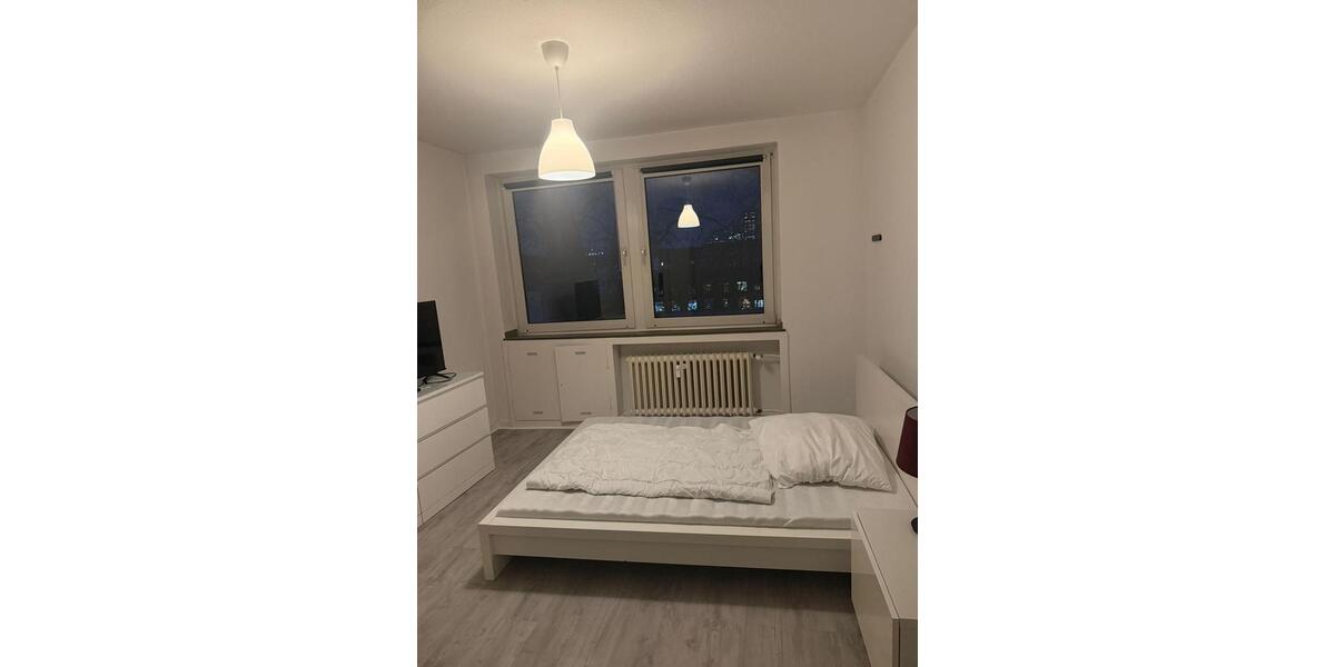 Wohnen auf Zeit Düsseldorf Stadtbezirk 3 - 1 Zimmer, 70 m&sup2;, 740&euro; | Angebot:26388421