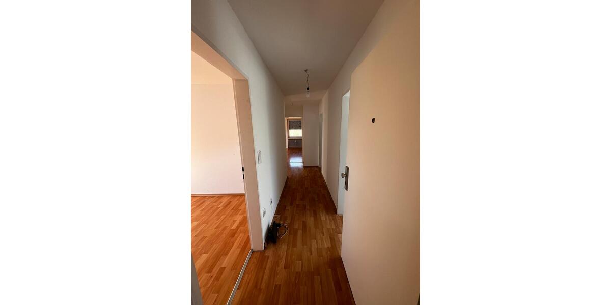 Dachgeschoßwohnung Wuppertal Cronenberg - 3 Zimmer, 64 m&sup2;, 520&euro; | Angebot:26636785