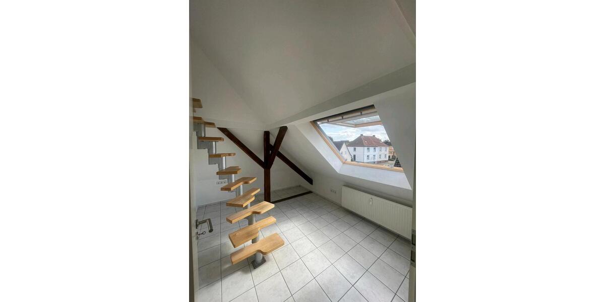 Dachgeschoßwohnung Beckum - 3 Zimmer, 54 m&sup2;, 475&euro; | Angebot:25900228