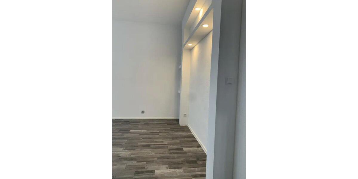 Erdgeschoßwohnung Bad Pyrmont - 4 Zimmer, 125 m&sup2;, 980&euro; | Angebot:26547810