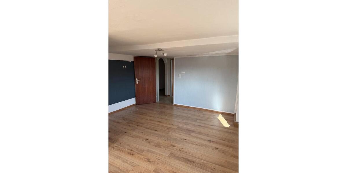 Etagenwohnung Selb - 3 Zimmer, 68 m&sup2;, 750&euro; | Angebot:26468815